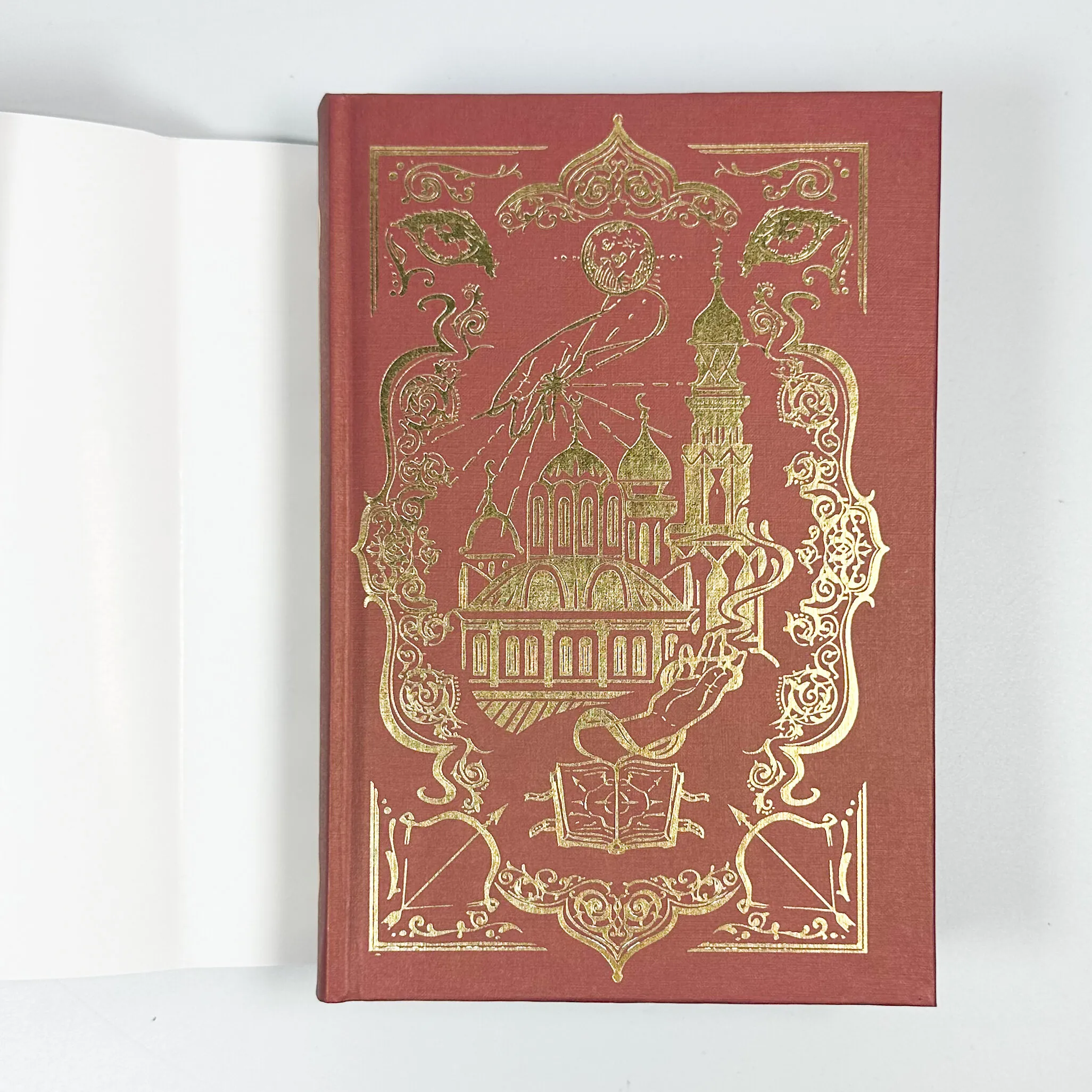 Ми звільняємо зорі. Книга 2 . Автор — Гафса Файзал. 