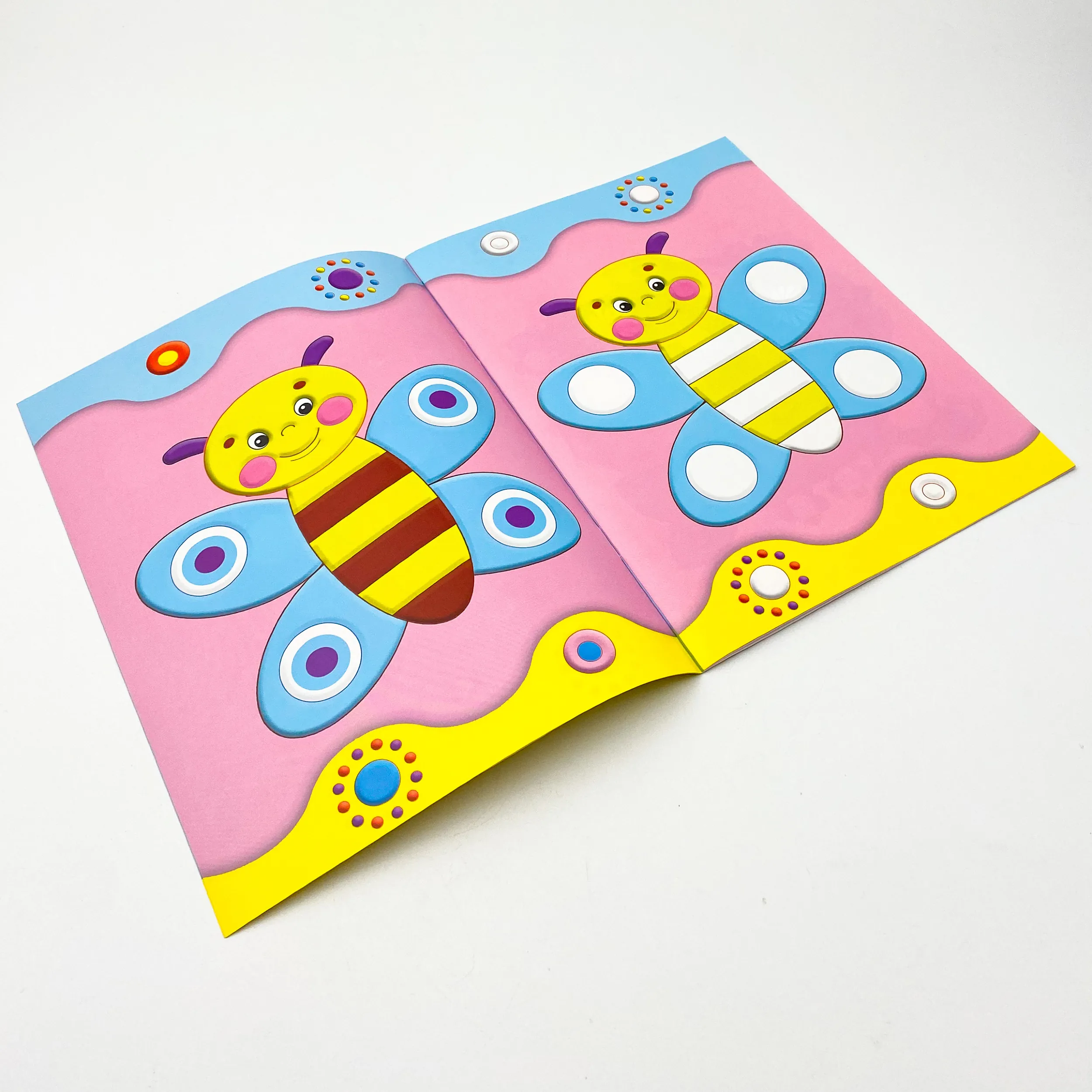 Розвивальні наліпки для малюків. Павич. Автор — Коллектив авторов. 