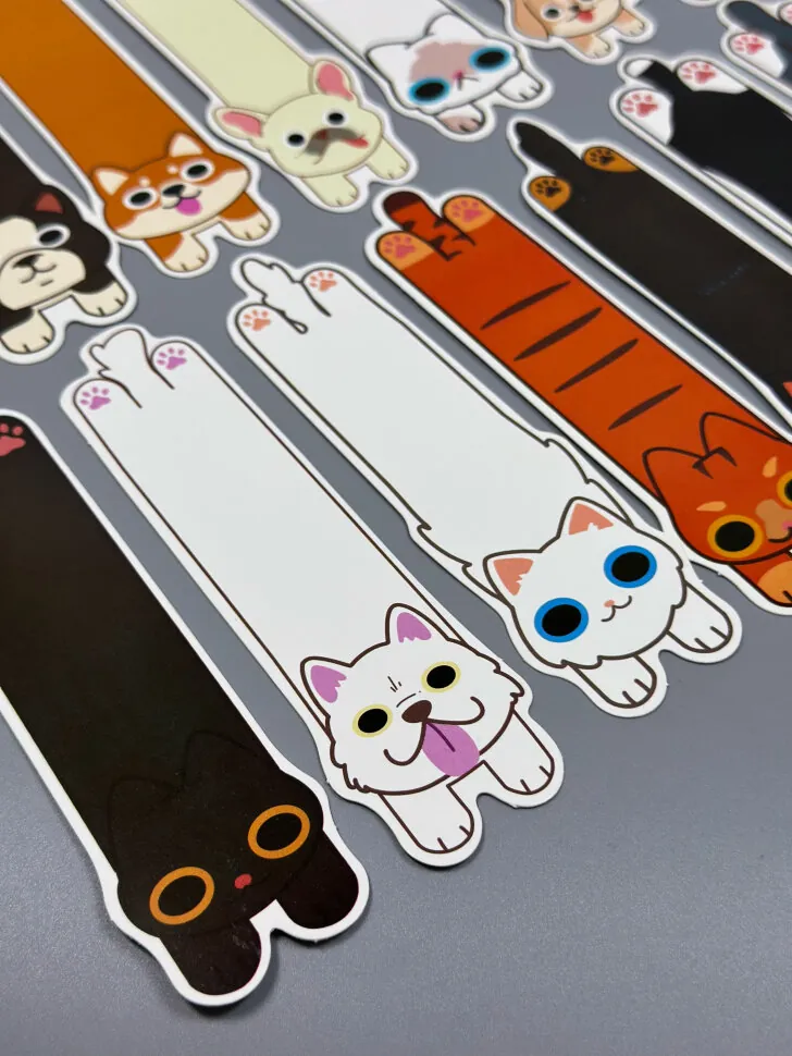 Закладка Милі хвостики