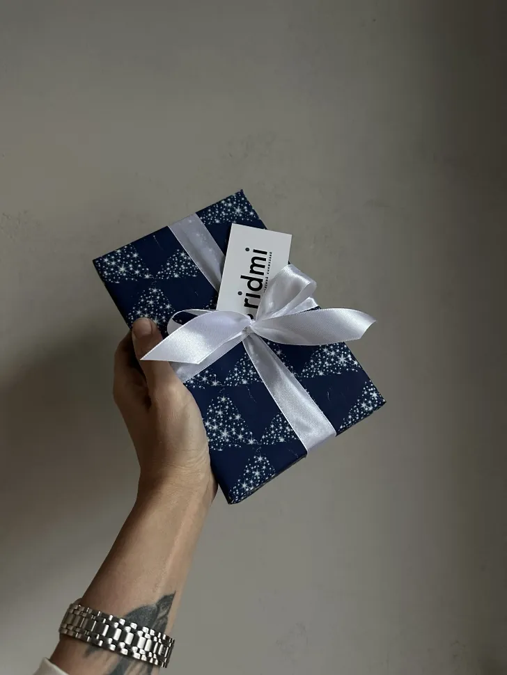 Подарункове пакування