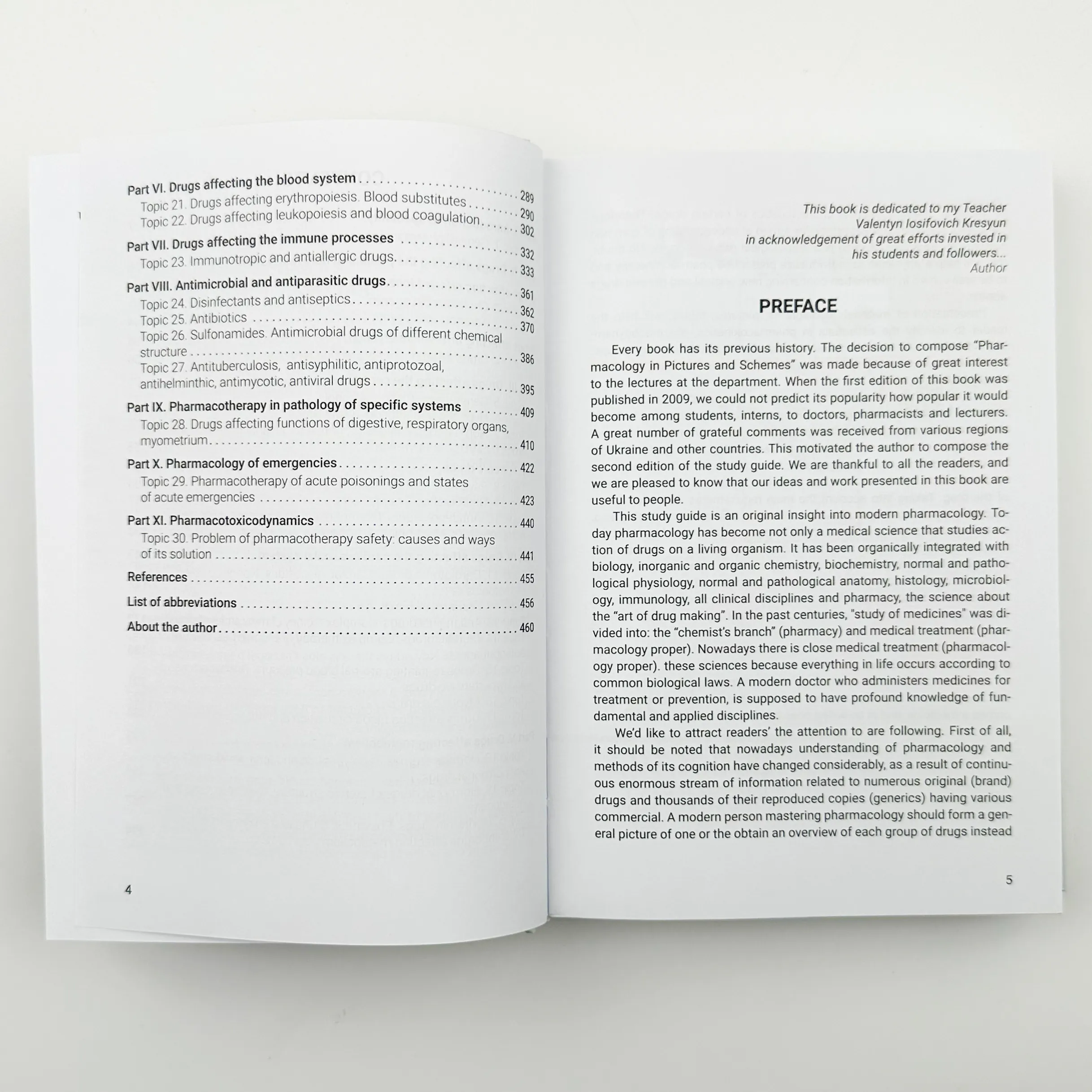 Pharmacology in Pictures and Schemes . Автор — Годован В.В.. 