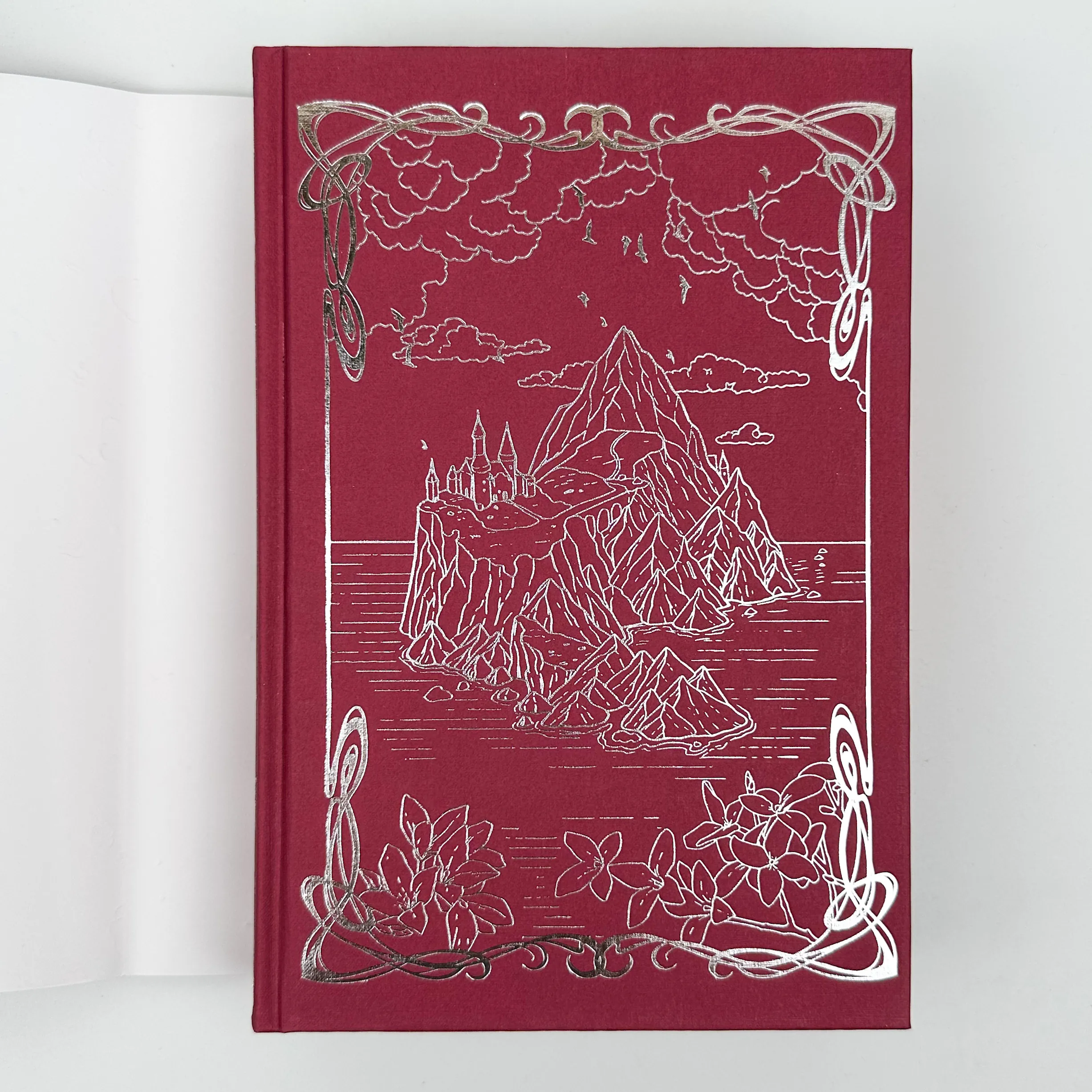 Незгасний вогонь. Книга 2. Автор — Ребекка Росс. 