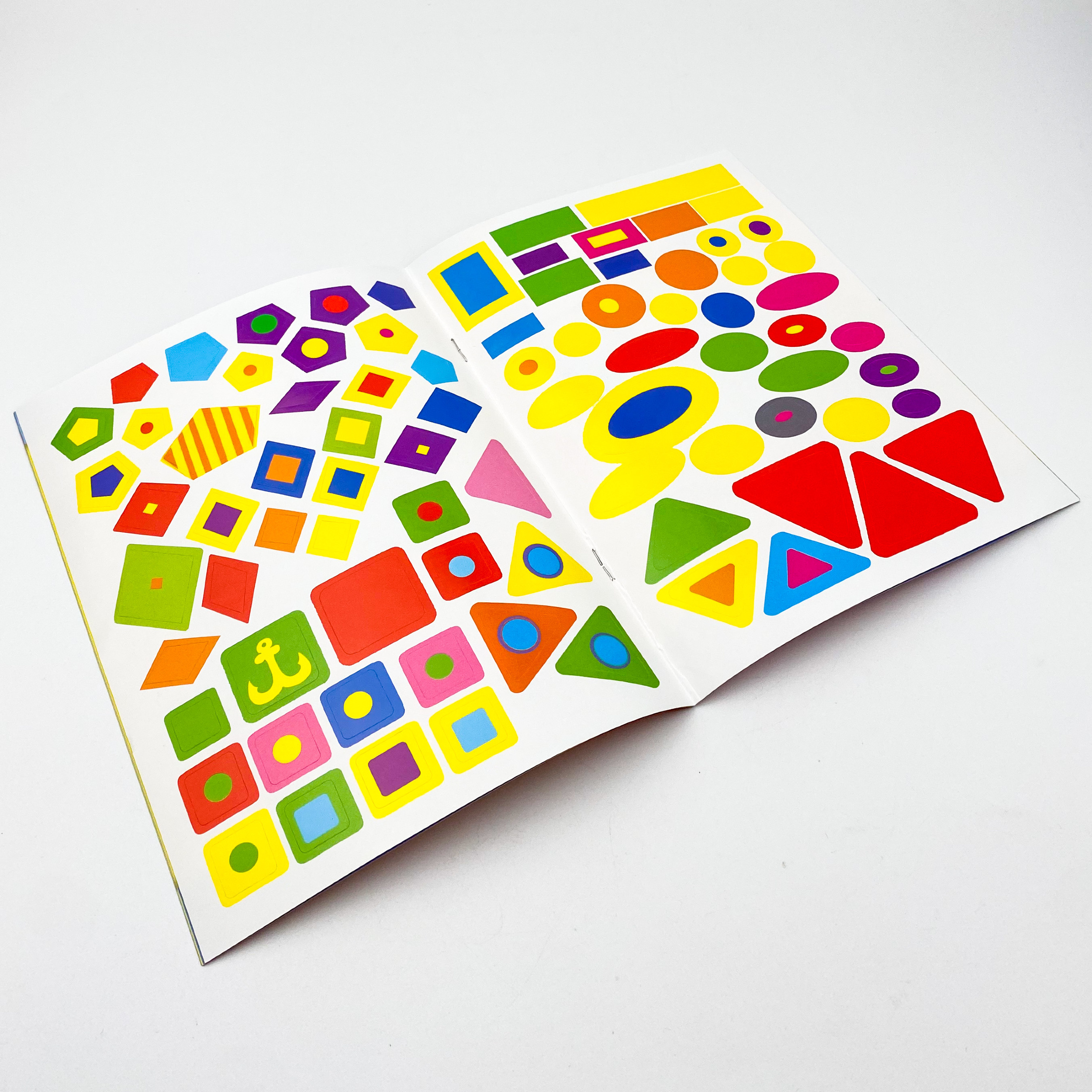 Розвивальні наліпки для малюків. Паровоз. Автор — Коллектив авторов. 