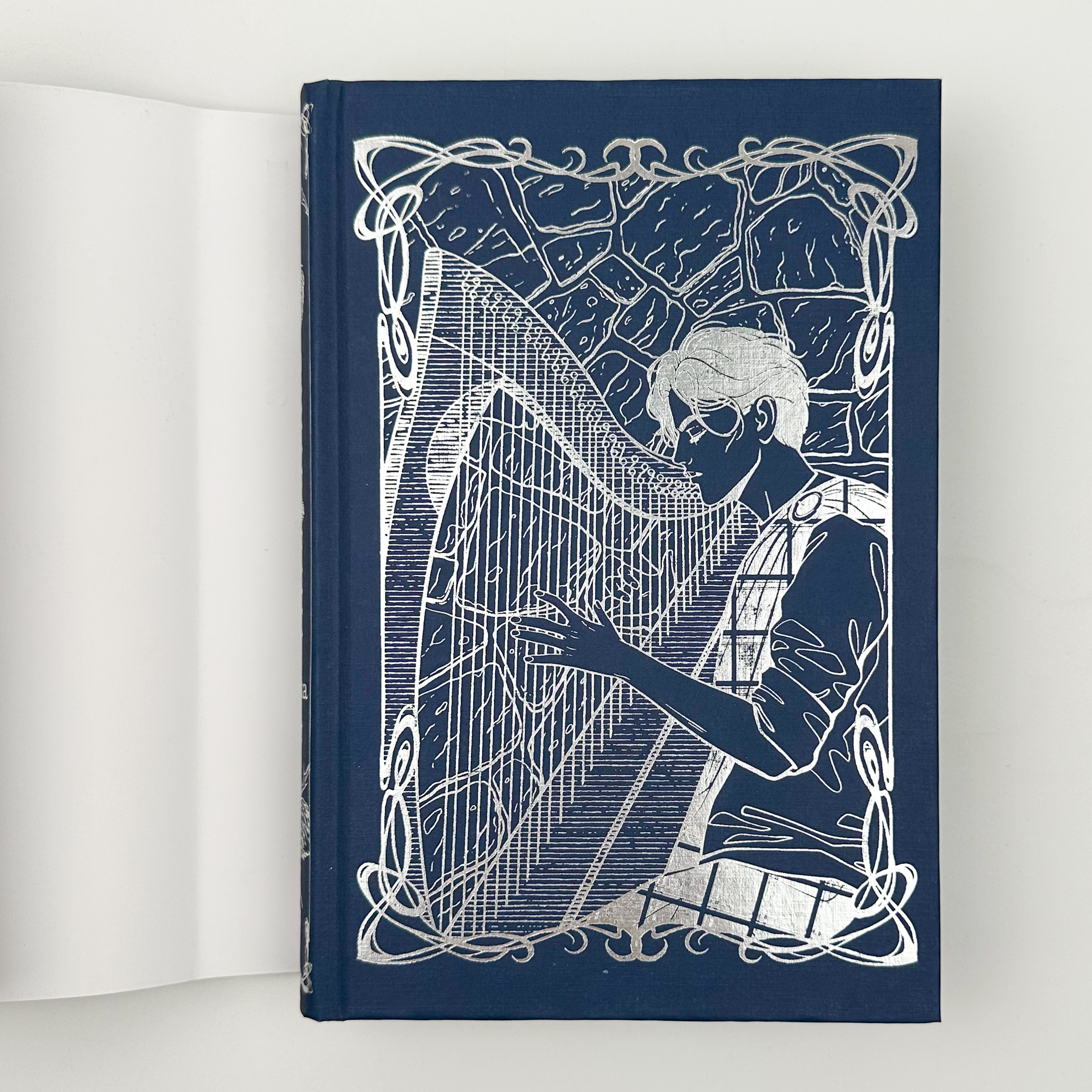 Зачарована річка. Книга 1. Автор — Ребекка Росс. 